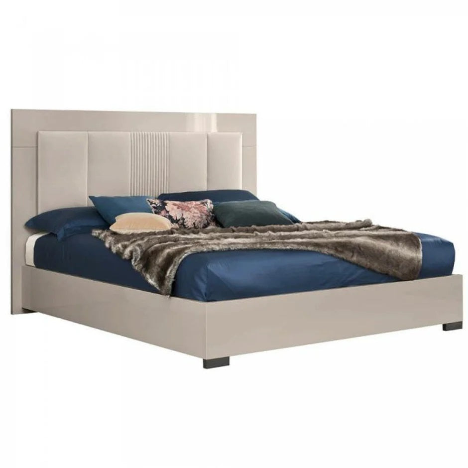 CLAIR KING BED